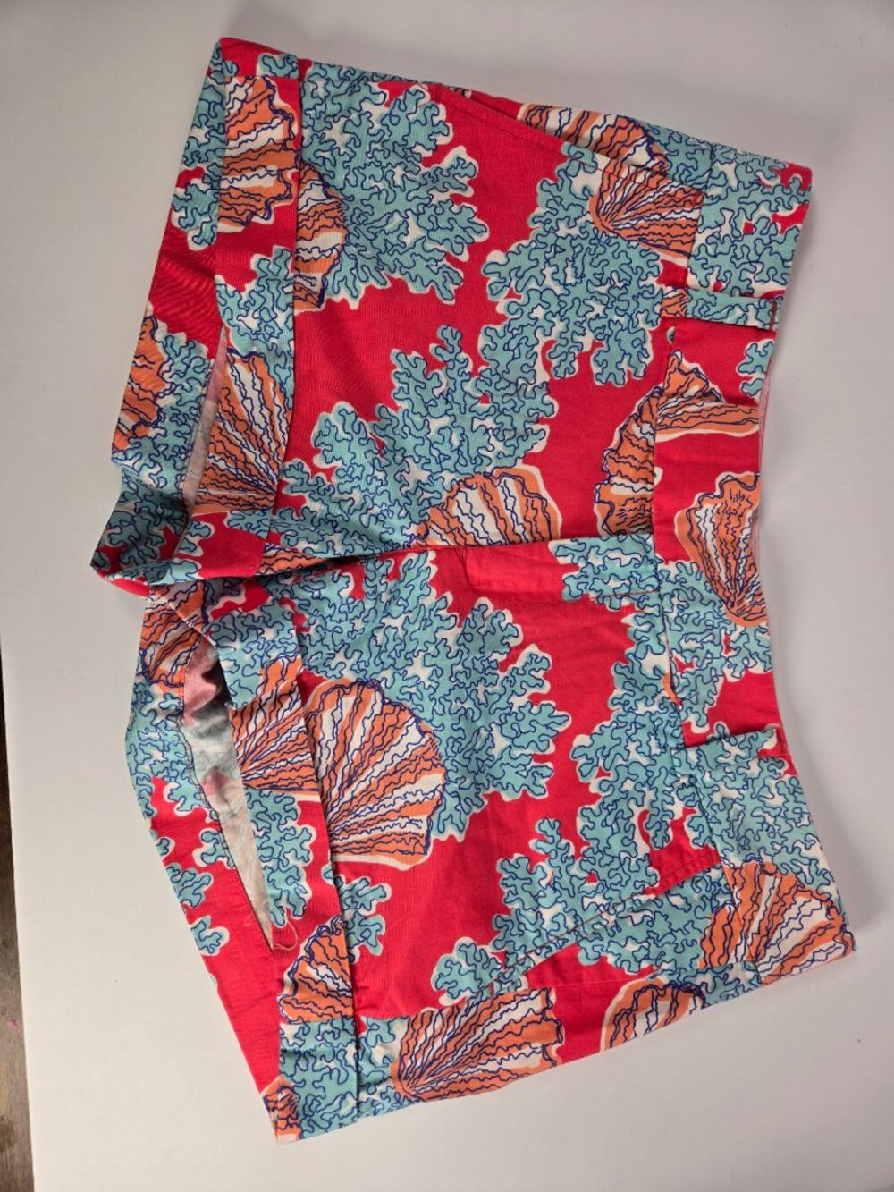 Lilly Pulitzer Barclay Short Coral Me Maybe Pink Blue Shell Print Size 4